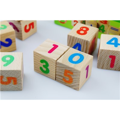 Набор кубиков из дерева «Цветные буквы» , 12 штук