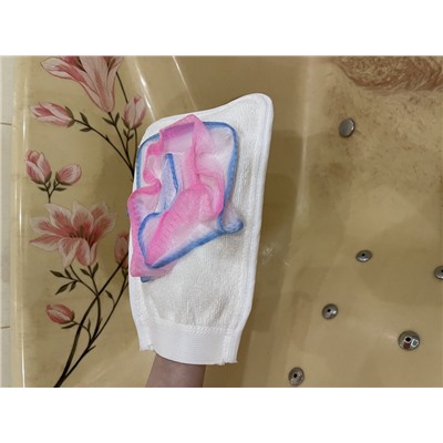 Mочалка варежка отшелушевающая Bath towel