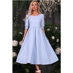Голубое нарядное платье с жемчугом