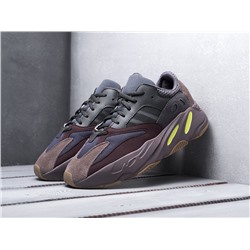 Кроссовки Adidas Yeezy boost 700