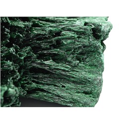 Малахит плисовый сувенирный 75*50*39мм, 107г