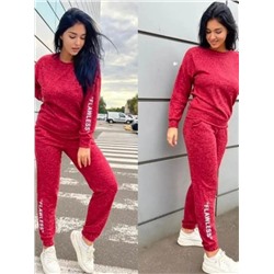 Спортивные костюмы 902545