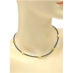 Чокер на шею из фианитов шарик гр.2мм со вставкой из гематита клевер 6*6мм цв.пирит, 38см