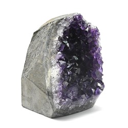 Друза аметистовая 55*70*80мм, 374г