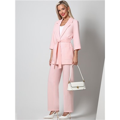 Костюм брючный персикового цвета