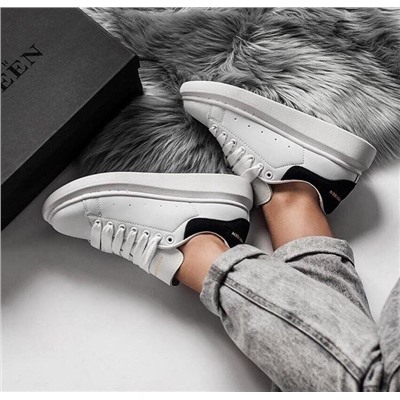 Кроссовки Alexander McQueen White/Black