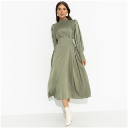 Платье из шелка, Притяжение элегантности