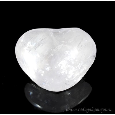 Сердце из исландского шпата 53*42*25мм, 71г