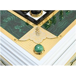 Элитные шахматы ручной работы с малахитом и гравюрой Златоуст