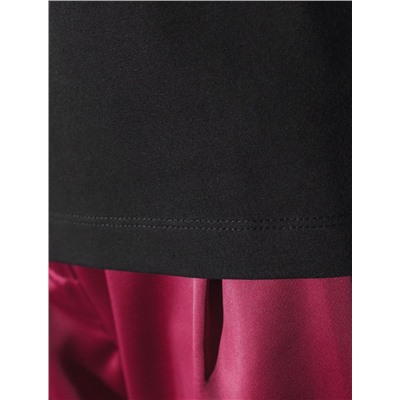 Нарядная футболка с принтом пайетками