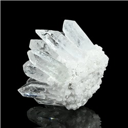 Кристаллическое образование прозрачного кварца 84*98*90мм, 390г.
