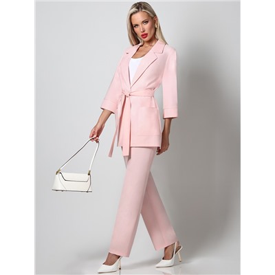 Костюм брючный персикового цвета