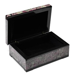 Ларец из эвдиалита 120*85*80мм.