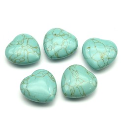 Сердце из бирюзы иранской имитация 30*30*12мм, 16г