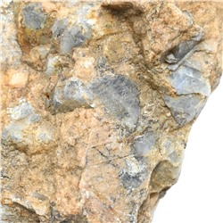 Корунд сапфир в породе 57*50*37мм, 127г