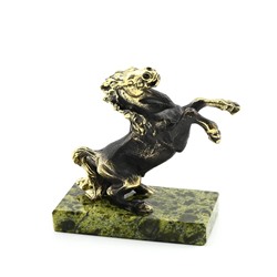 Конь из бронзы на подставке из змеевика 60*35*70мм