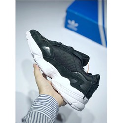 Кроссовки Adidas Falcon W