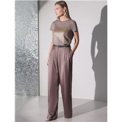 Нарядная футболка с блестящим принтом фольгой