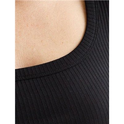 Футболка из трикотажа в широкий рубчик