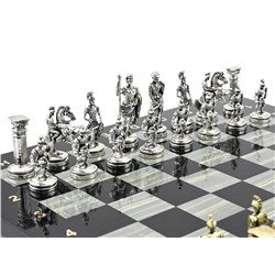 Шахматы подарочные с металлическими фигурами "Римляне", 350*350мм