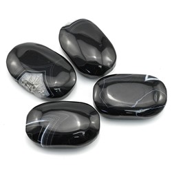 Минерал агат черный 74*45*23мм, 120-129г