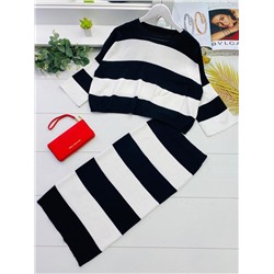 Костюм с юбкой 897407