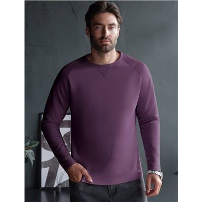 Джемпер базовый из мягкого фактурного трикотажа с круглым воротом