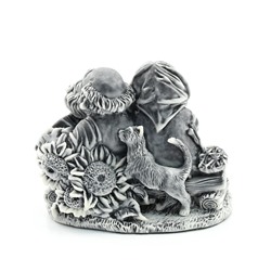 Фигурка из мрамолита "Дед и бабка с гармонью" 80*60*62мм