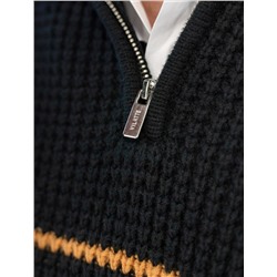 Свитер фактурной крупной вязки с металлической молнией