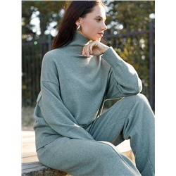 Свитер из пряжи с кашемиром