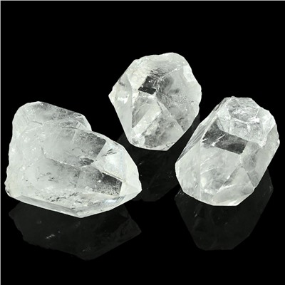 Кристалл горного хрусталя 61*40*33мм, 100-109г (L)