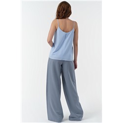 Топ свободный на тонких бретелях голубой