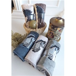 Полотенце из микрофибры "Мустанг" с атласной каймой 35*75 см.