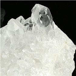Кристаллы горного хрусталя 84*46*46мм, 220-239г