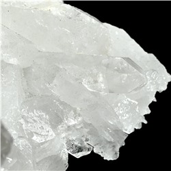 Друза из горного хрусталя 104*80*37мм, 298г (T)