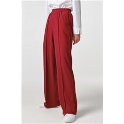 Брюки трикотажные прямые на резинке со стрелками красные