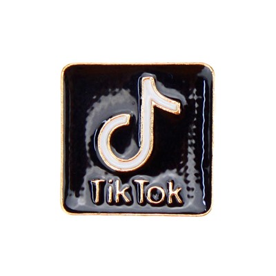 Мини брошь «T.T.»