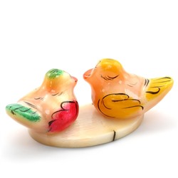 Скульптура из селенита "Утки мандаринки" 95*40*37мм