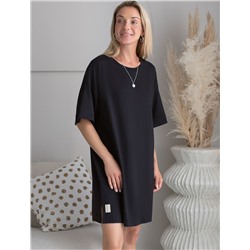 Платье из премиального хлопка с вышивкой на рукаве