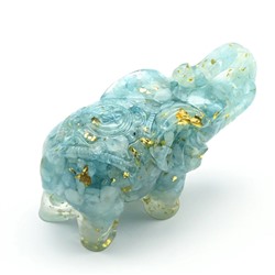 Фигурка из кварца голубого и смолы "Слон" 84*40*55мм