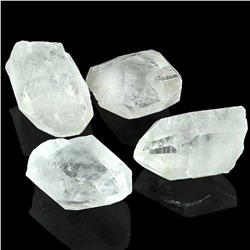Кристалл горного хрусталя 54*35*30мм, 70-79г (L)