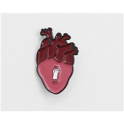 Металлический значок "СердцеВыключатель " Ш*В: 1.9*3 см