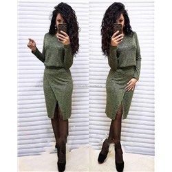 Костюм с юбкой 897197