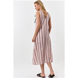 Платье летнее а-силуэта на бретельках из хлопка в полоску на бледно-розовом