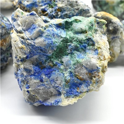 Минерал азурмалахит 37*30*22мм, 30-39г