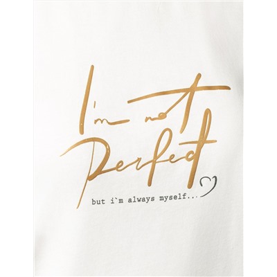 Футболка из 100% хлопка с авторским принтом.