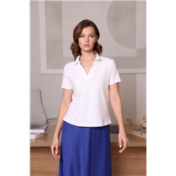 Футболка с воротом и V- вырезом