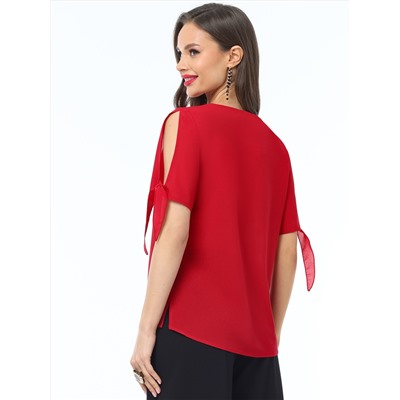 Блузка Соланж, жанр