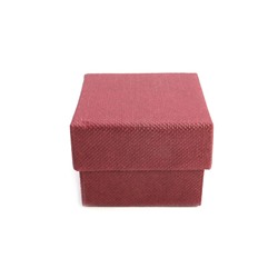 Коробочка подарочная для колец, цвет БОРДОВЫЙ (размер 3,8*3,8*3 см.), 1 шт.