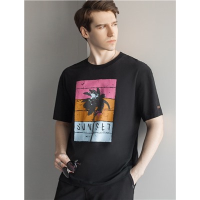 Свободная футболка  с авторским принтом